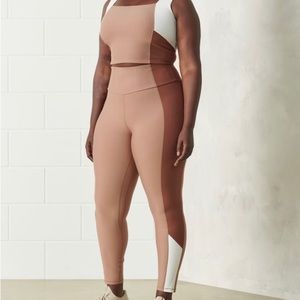 Brand: Abercrombie  YPB sculptLUX Curve Love 7/8-
Length Legging